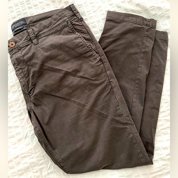 Men’s brown pants. - Picture 1 of 3